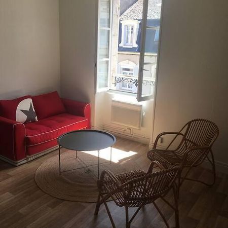 Appartement Avec Parking Proche Cathedrale Bourges Buitenkant foto