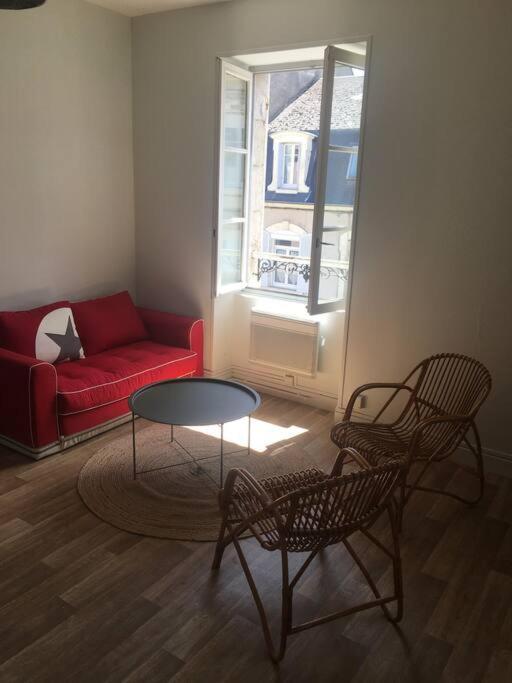 Appartement Avec Parking Proche Cathedrale Bourges Buitenkant foto